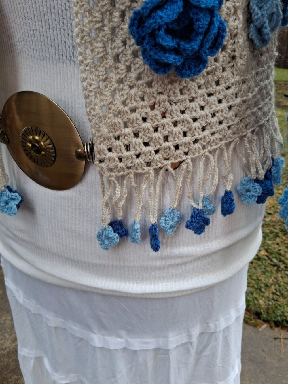 BOHO Blue 3D Floral Fringe Granny Square Sweater and Rose Wrap Choker M/L - Picture 3 of 11